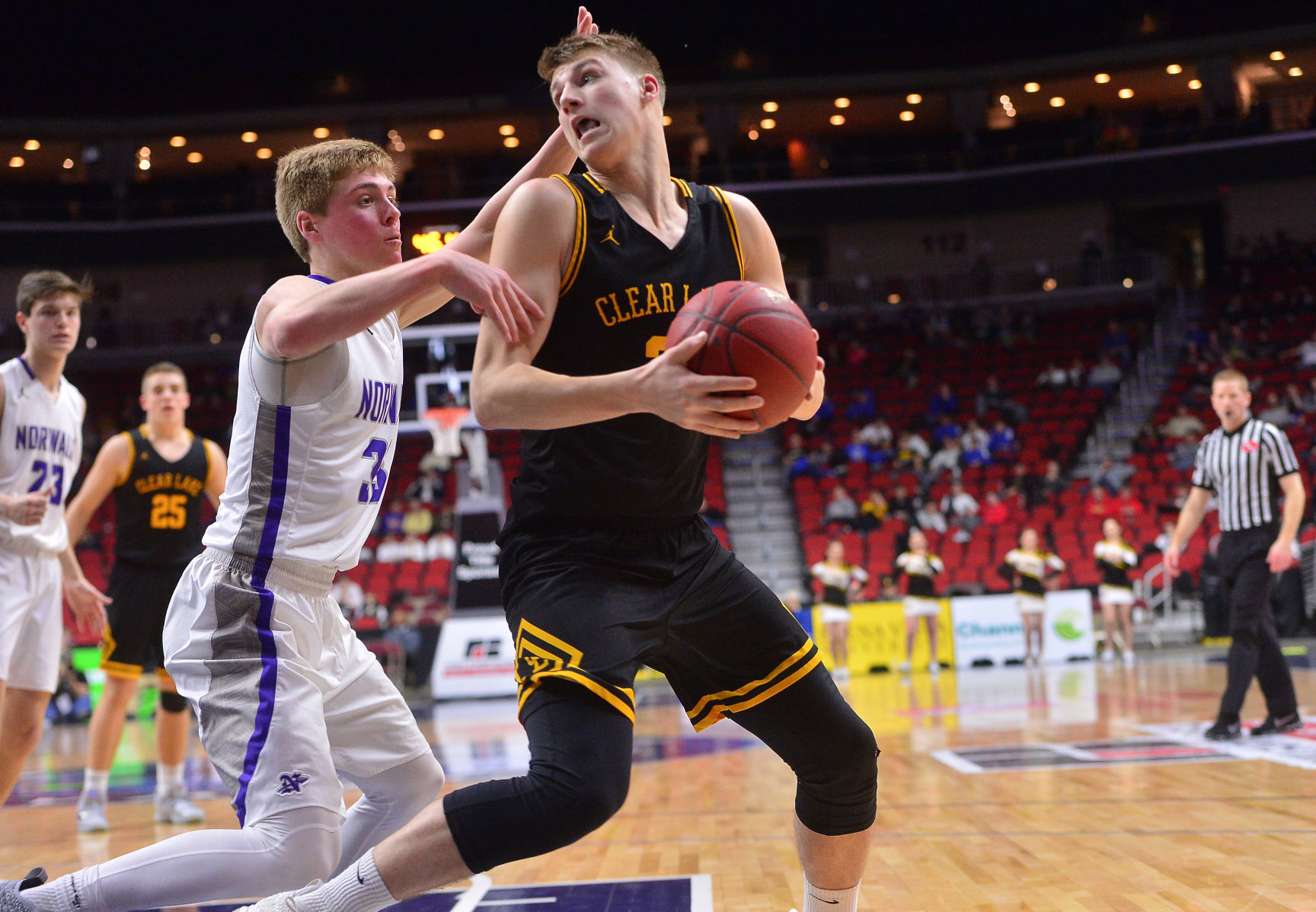 State BBall Clear Lake vs. Norwalk 17